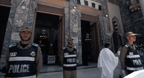 Polisi Arab Saudi di Masjidil Haram, Makkah Foto: Twitter/@security_gov