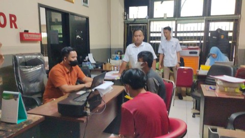 Calo tiket di Pelabuhan Merak ditangkap polisi. Foto: Dok. Istimewa
