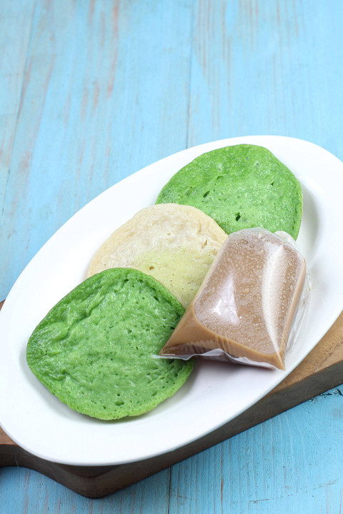 Makanan surabi Bandung Foto: Anjarsari laofiati putri/Shutterstock