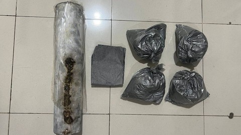 Polres Bantul menyita 30 kilogram bahan baku petasan dari empat lokasi berbeda. Foto: Dok. Polres Bantul