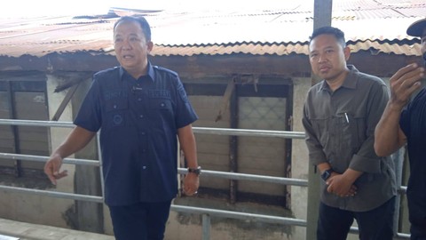 Kunjungan Bupati Jember Hendy Siswanto ke Pasar Mayang. Foto: Dok. Istimewa