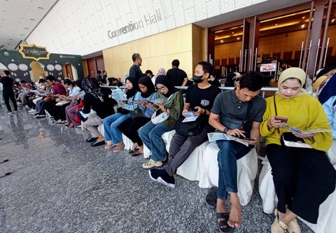 Cerita Warga War Uang Baru untuk Lebaran, Rela Datang dari Luar Kota