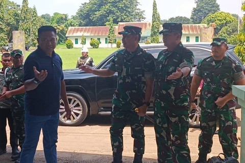 Panglima TNI tiba di Gudmurah Jaya, Minggu (31/3) Foto: Hedi/kumparan