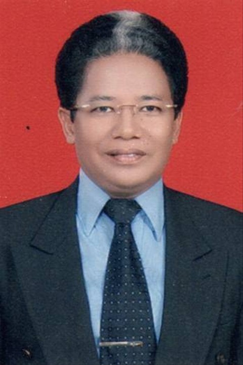 Sihol Situngkir, Guru Besar Universitas Jambi dan Staf Ahli Kemensetneg. Foto: Dok. Universitar Jambi