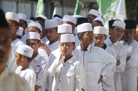 Ilustrasi Hukum Sholat Idul Fitri  Sumber Unsplash/Mufid Majnun