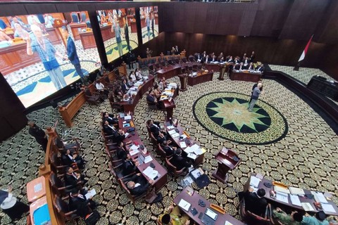 Guru besar filsafat dan ilmu etika STF Driyarkara, Franz Magnis-Suseno dalam persidangan di Mahkamah Konstitusi, Selasa (2/4).  Foto: Hedi/kumparan