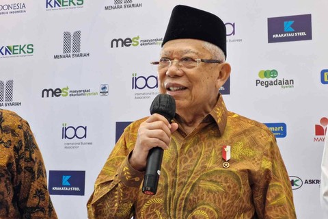 Wakil Presiden Ma'ruf Amin di Menara Syariah, di PIK 2, Selasa (2/4/2024). Foto: Nadia Riso/kumparan