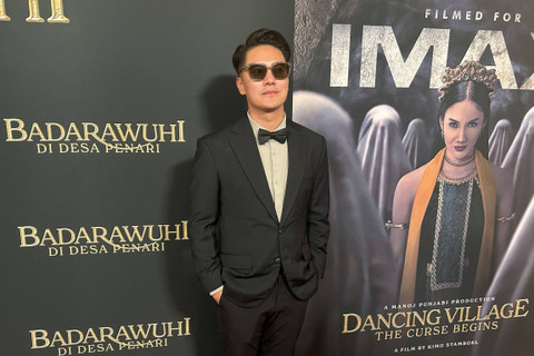 Boy William, tamu undangan dalam acara Gala Premier Badarawuhi Di Desa Penari, di Westfield Century City Los Angeles, pada Kamis (4/4/2024). Foto: Caroline Pramantie/kumparan