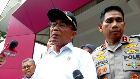 Menko PMK Muhadjir Effendy di RSUD Karawang. Foto: Dok. Istimewa