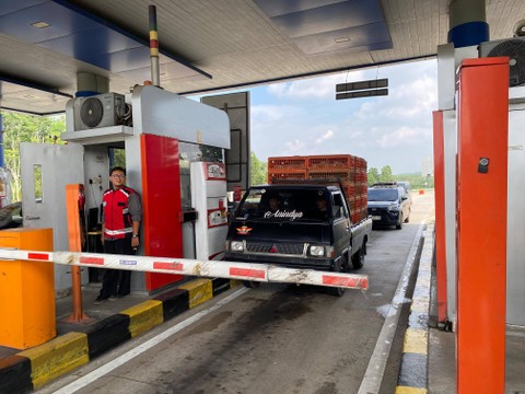 Gerbang tol ITERA Kota Bandar. | Foto: Sinta Yuliana/Lampung Geh
