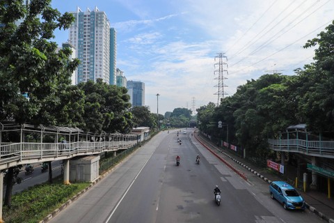 Jalan DI Panjaitan, Jakarta, Selasa (9/4/2024). Foto: Iqbal Firdaus/kumparan