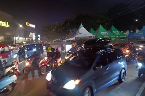 Jalan Ir H Djuanda, Cianjur, pukul 20.45 WIB, Selasa (9/4/2024) Foto: Dok kumparan