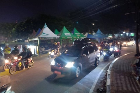 Jalan Ir H Djuanda, Cianjur, pukul 20.45 WIB, Selasa (9/4/2024) Foto: Dok kumparan