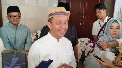 Menteri Investasi Bahlil Lahadalia di rumah dinas daerah Kuningan, Rabu (10/4/2024). Foto: Ave Airiza Gunanto/kumparan