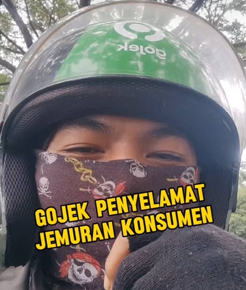 Driver Gojek, Dede Suhendra membagikan ceritanya diminta angkat jemuran pelanggan. Foto: Dok. Instagram @@dedesuhendra79