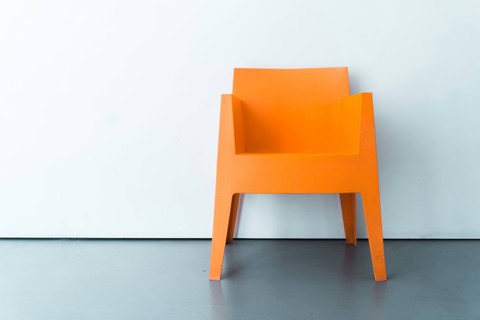 Ilustrasi Sebutkan Sesuatu yang Bisa Kamu Duduki. Sumber: Unsplash/Rabie Madaci