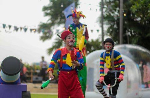 Raya Carnival, Wahana Libur Lebaran Seru di Hotel Berbintang di Surabaya