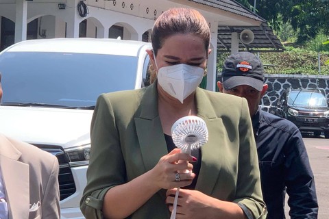 Catherine Wilson di Pengadilan Agama Depok Foto: Aprilandika Pratama/kumparan