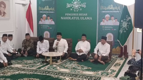 Ketua Umum PBNU, Yahya Cholil Staquf dalam Halalbihalal dan Konferensi Pers di Kantor PBNU, Jakarta Pusat, Kamis (18/4/2024). Foto: Fadlan Nuril Fahmi/kumparan