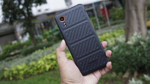 Samsung Galaxy XCover7 Enterprise Edition Foto: Kevin S. Kurnianto/kumparan