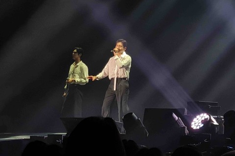 Boy group asal Korea Selatan, TVXQ sukses menggelar konser "2024 TVXQ! Concert 20&2 Jakarta"  yang digelar di ICE BSD, Sabtu (20/4/2024) Foto: Andari Novianti/kumparan