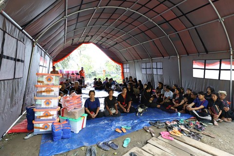 Pengungsi dampaknya erupsi Gunung Ruang, di Sitaro, Sulawesi Utara. Foto: Dok. BNPB