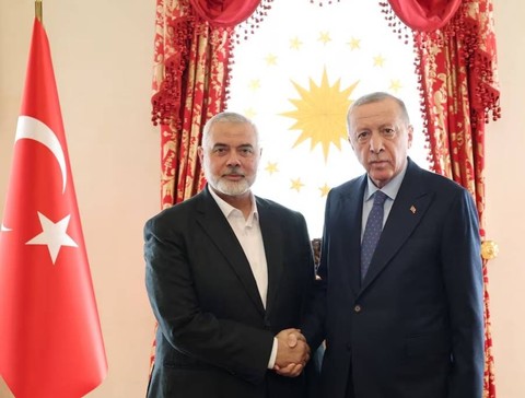 Presiden Turki Raccip Erdogan Bertemu Pemimpin Hamas di Istanbul, Sabtu (20/4). Foto: Reuters