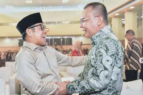 Muhaimin bersalaman dengan elite Gerindra, Sufmi Dasco. Foto: Dok Instagram @cakiminow