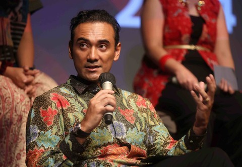 Artis Ario Bayu bersama Prilly Latuconsina dan sejumlah juri lainnya saat konferensi pers Peluncuran Festival Film Indonesia 2024 di Kawasan Senayan, Jakarta, Senin, (22/4/2024). Foto: Agus Apriyanto