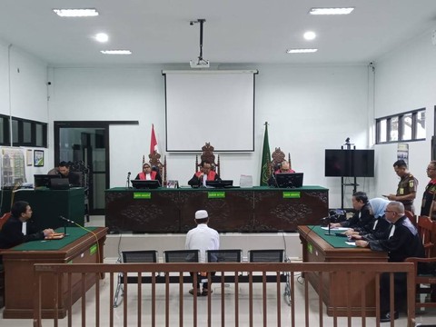 Sidang lanjutan terdakwa kasus pembunuhan ibu dan anak di dalam bagasi alphard di Subang, Rabu (24/4/2024). Foto: Dok. kumparan