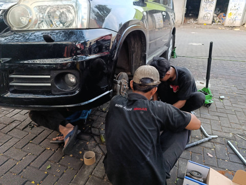 Mars Auto, Bengkel Spesialis Nissan di Cinere, Depok.   Foto: Fitra Andrianto/kumparan