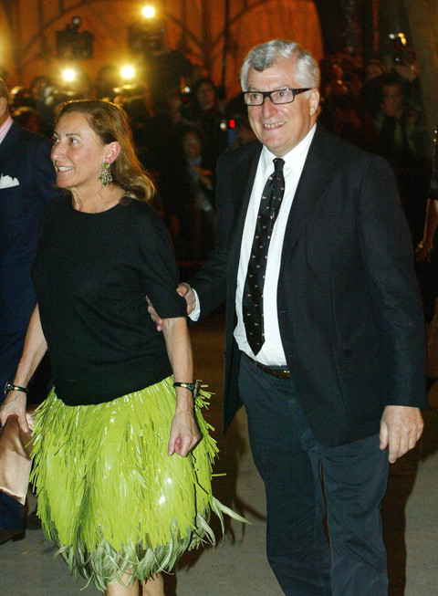 Miuccia Prada dan Patrizio Bertelli. Foto: RAFA RIVAS / AFP