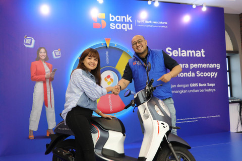 Bank Saqu memberikan hadiah undian tahap pertama berupa 20 motor Honda Scoopy kepada nasabah yang rajin menabung melalui fitur Tabungmatic. Foto: dok. Bank Saqu