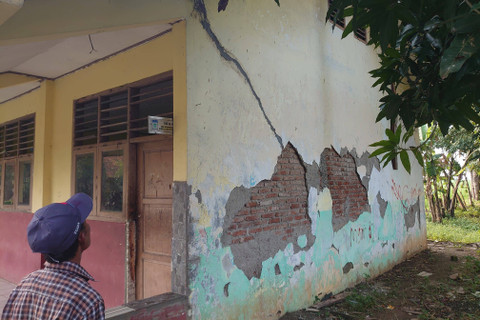 Kondisi SDN Margamulya II Telukjambe Barat, Karawang. Foto: Dok. kumparan