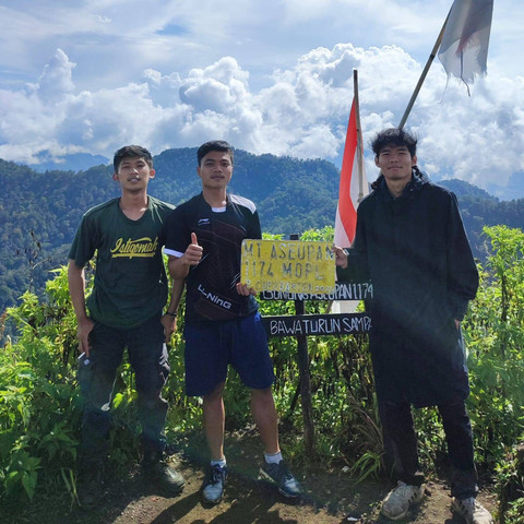 Gambar : Pendukung ( keindahan Gunung Aseupan) dokumen pribadi penulis