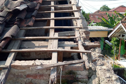 Kondisi bangunan terdampak gempa di Kabupaten Bandung, Rabu  (1/5/2024). Foto: BPBD Kabupaten Bandung