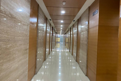 Kondisi Gedung Setjen DPR RI usai penggeledahan KPK, Kamis (2/5/2024) Foto: Zamachsyari/kumparan