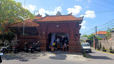 Suasana Rumah Penyanyi Ni Luh Ketut Mahalini Ayu Raharja di Desa Tibubeneng, Kecamatan Kuta Utara, Badung, Bali. Foto: Denita BR Matondang/kumparan