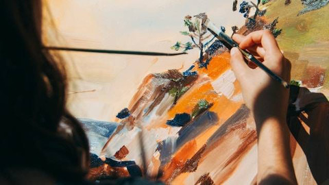 Ilustrasi suatu cabang seni yang karyanya hanya dapat dinikmati secara visual adalah seni rupa. Foto: Unsplash/Jade Stephens