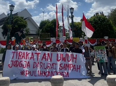 Salah satu demonstrasi Jogja Darurat Sampah. Foto: BEM FISIPOL UMY