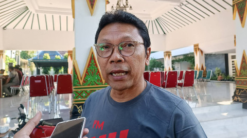 Pj Wali Kota Yogyakarta Singgih Raharjo ditemui di Rumah Dinas Wali Kota Yogyakarta, Sabtu (4/5).    Foto: Arfiansyah Panji Purnandaru/kumparan