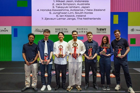 Mikael Jasin, barista Indonesia berhasil jadi juara di World Barista Championship 2024 di Busan, Korea (4/5/2024). Foto: Instagram/@worldcoffeechampionships