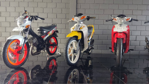 Koleksi motor langka Yamaha di diler Salatiga, Jawa Tengah. Foto: Aditya Pratama Niagara/kumparan