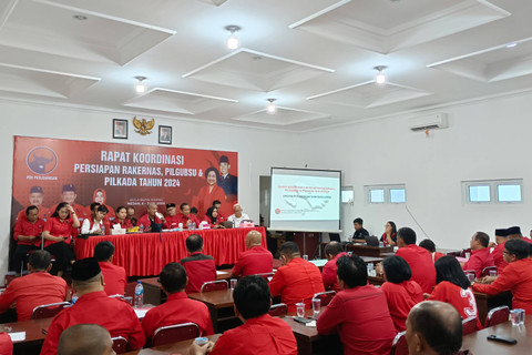Presiden Jokowi di Aula Bung Karno Kantor PDIP Sumut yang sempat hilang sudah terpasang kembali.  Foto: Dok. PDIP Sumut