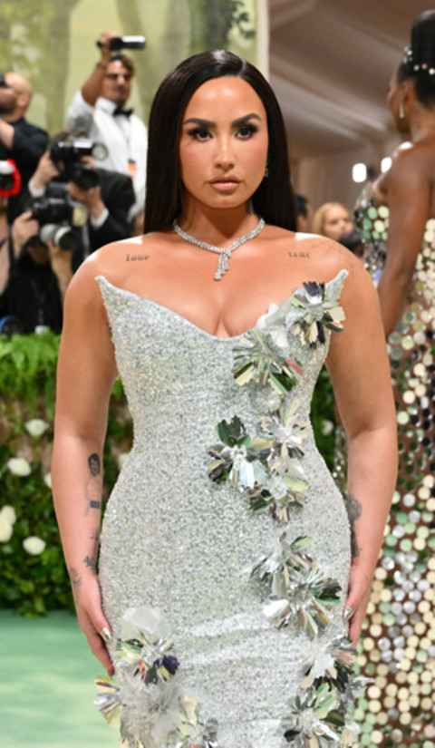Demi Lovato di Met Gala. Foto: AFP/Angela Weiss