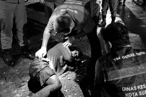 Syahroni (27), pria warga Jalan Arimbi, Semampir, ditemukan tergeletak bersimbah darah di Jalan Songoyudan, Pabean Cantik, Surabaya. Foto: Dok. Istimewa