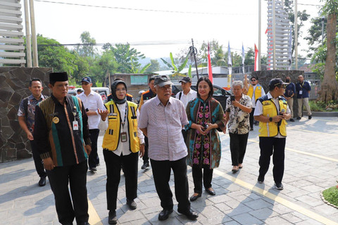 Menteri PUPR RI Basuki Hadimulyono meresmikan Stasiun Lapangan Geologi Prof R. Soeroso Notohadiprawiro, Sabtu (11/5/2024).  Foto: Dok. UGM