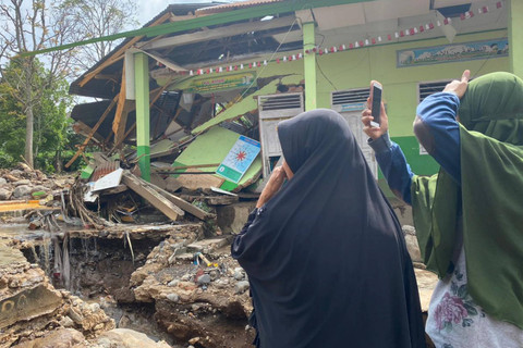 Dampak banjir lahar dingin Gunung Marapi di Kecamatan IV Koto, Kabupaten Agam, Senin (13/5/2024). Foto: Dok. kumparan