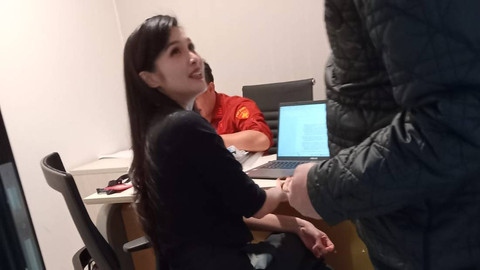 Artis Sandra Dewi jalani pemeriksaan di Kejagung, Rabu (15/5). Foto: Dok. Istimewa