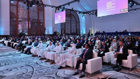 Menteri Pertahanan sekaligus Presiden terpilih Prabowo Subianto hadir di acara Forum Ekonomi Qatar. Foto: Instagram/@prabowo
